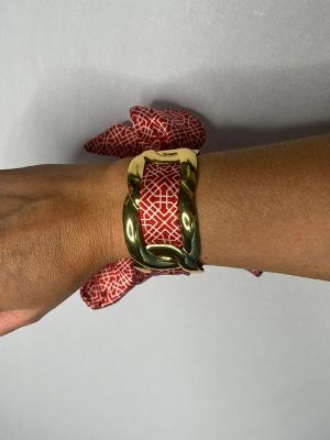 Scarf cuff